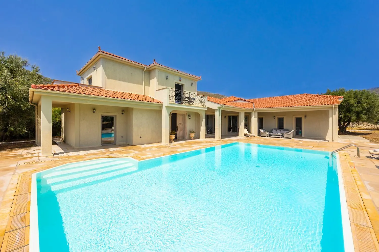 Villa Pomegranate Tree Kateliósz