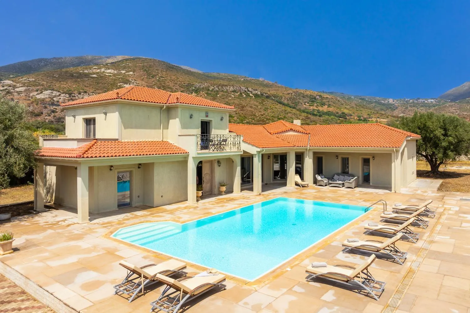 Villa Pomegranate Tree Kateliósz