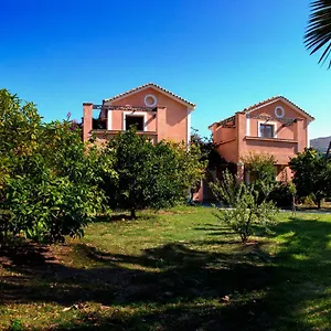 Ξενοδοχείο Efrosini Village, Κατελειός