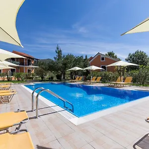  Aparthotel Peristera